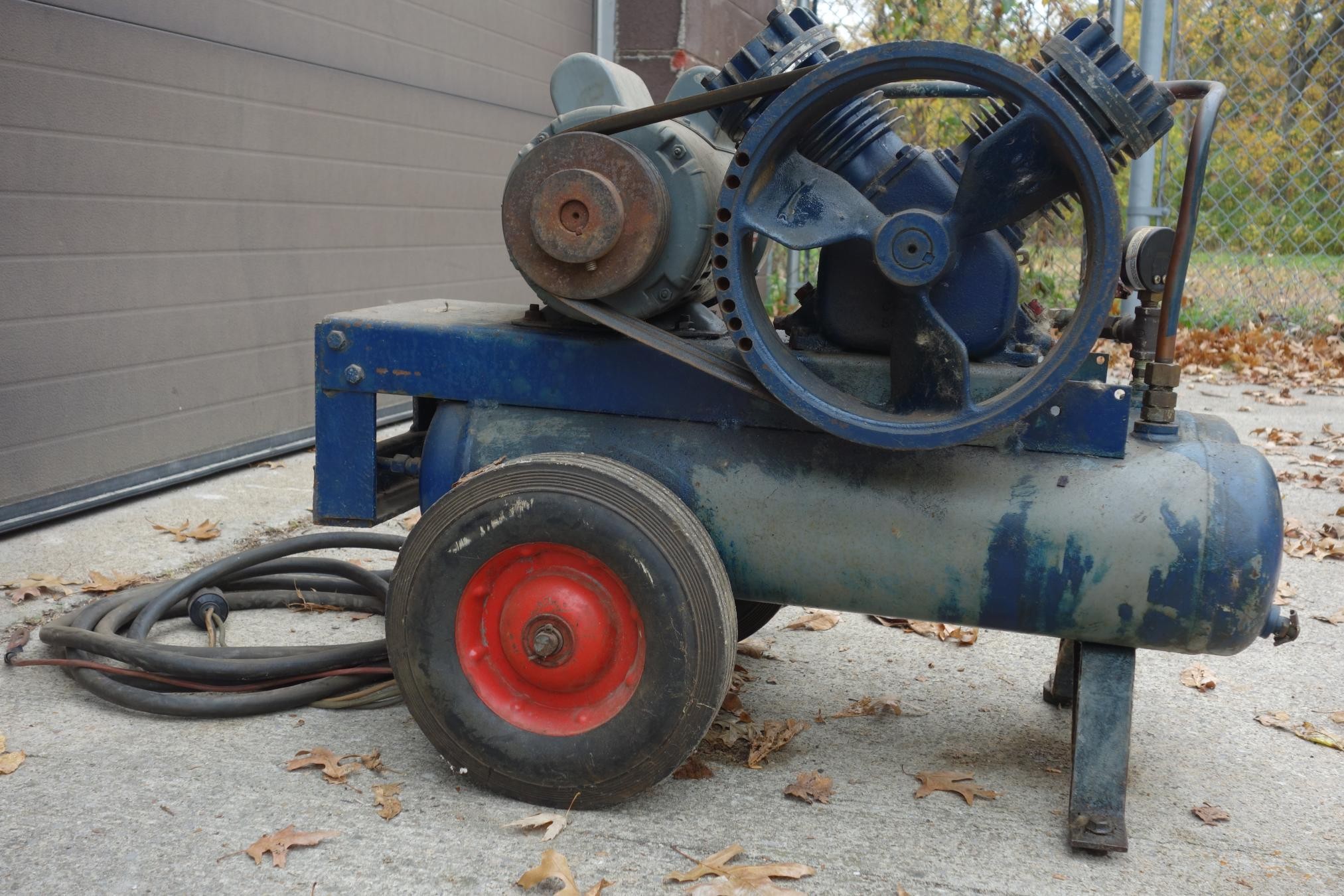 Dayton Electric Speedaire Compressor Compressors Dive Gear Here